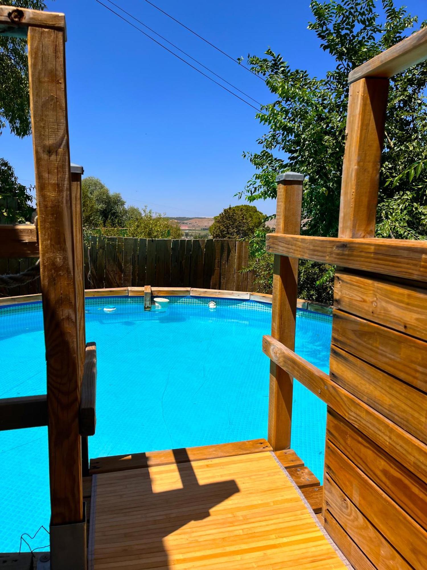 Fee4Me Cabin With Pool And Garden San Martín de la Vega Eksteriør bilde